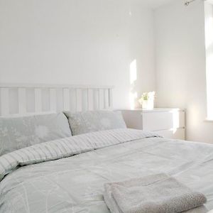 Habitación Económica con Cama King
